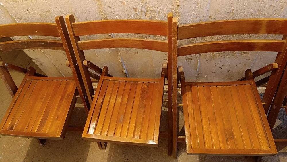 Drewniane krzesełka składane 5 sztuk, używane