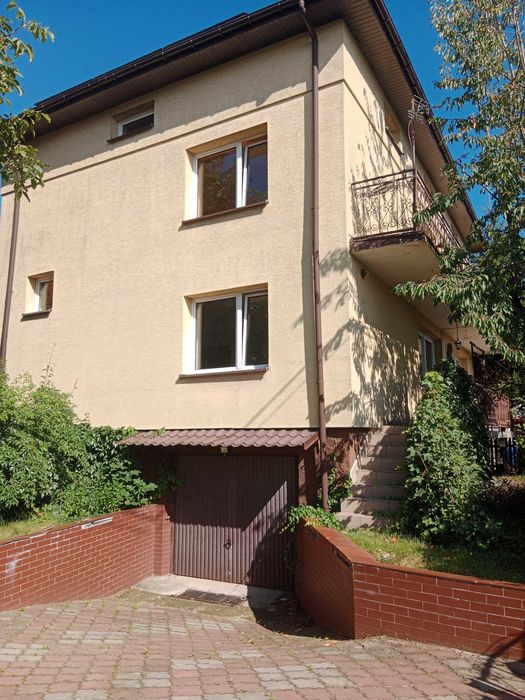 Dom idealny dla 1-2 rodzin lub pod inwestycję!