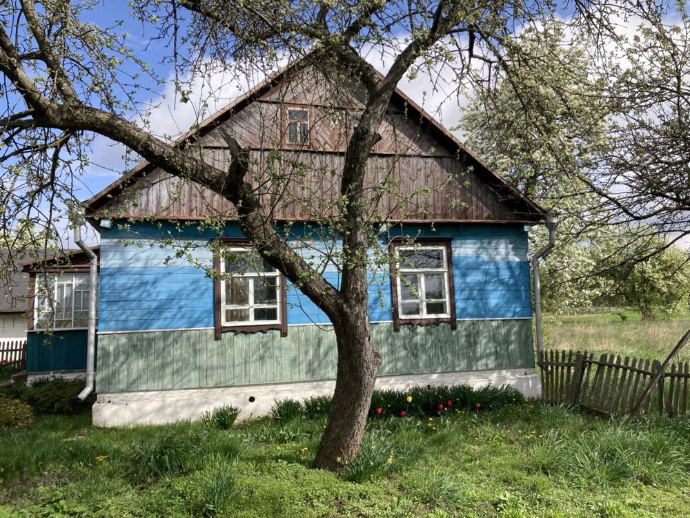 Продам затишний будинок в с.Фасова, Житомирської області.