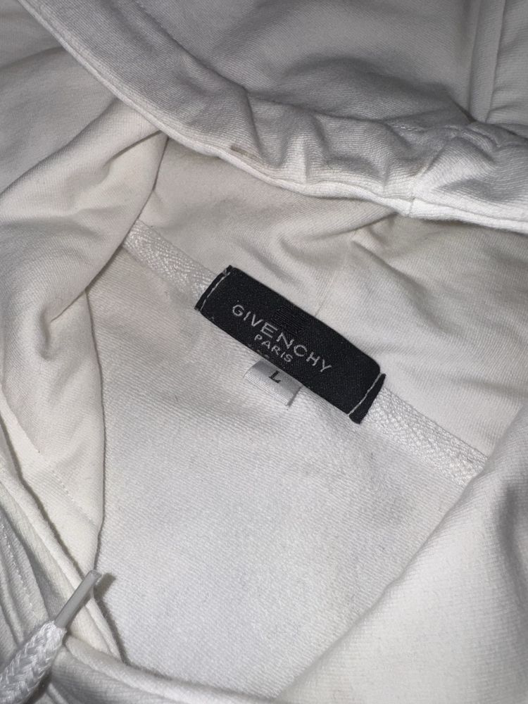 Hoodie Givenchy em bom estado