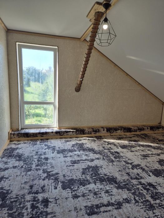 Автономний будинок для великої сім'ї в тихому місці++бізнес