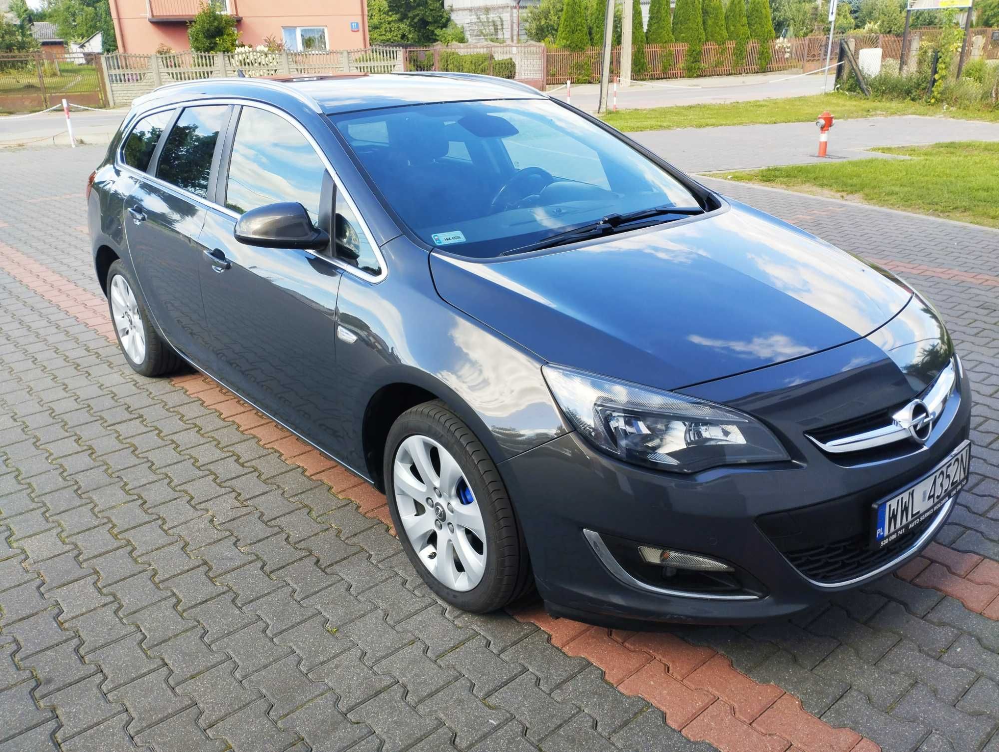Opel Astra J 1.6 CDTI Kombi IV Facelifting 2014r Navi Alu LED 8xPDC