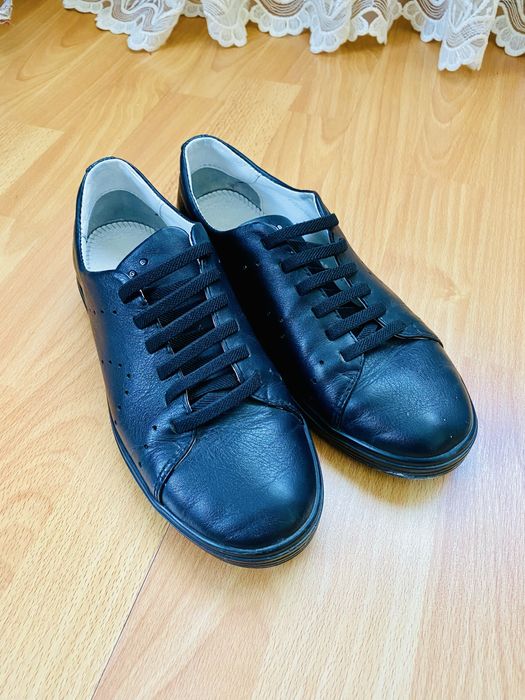 Шкіряне взуття 39 розмір
