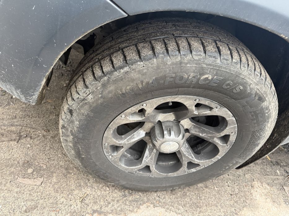 Toyota hilux 3.0D 2011 в запоріжжі