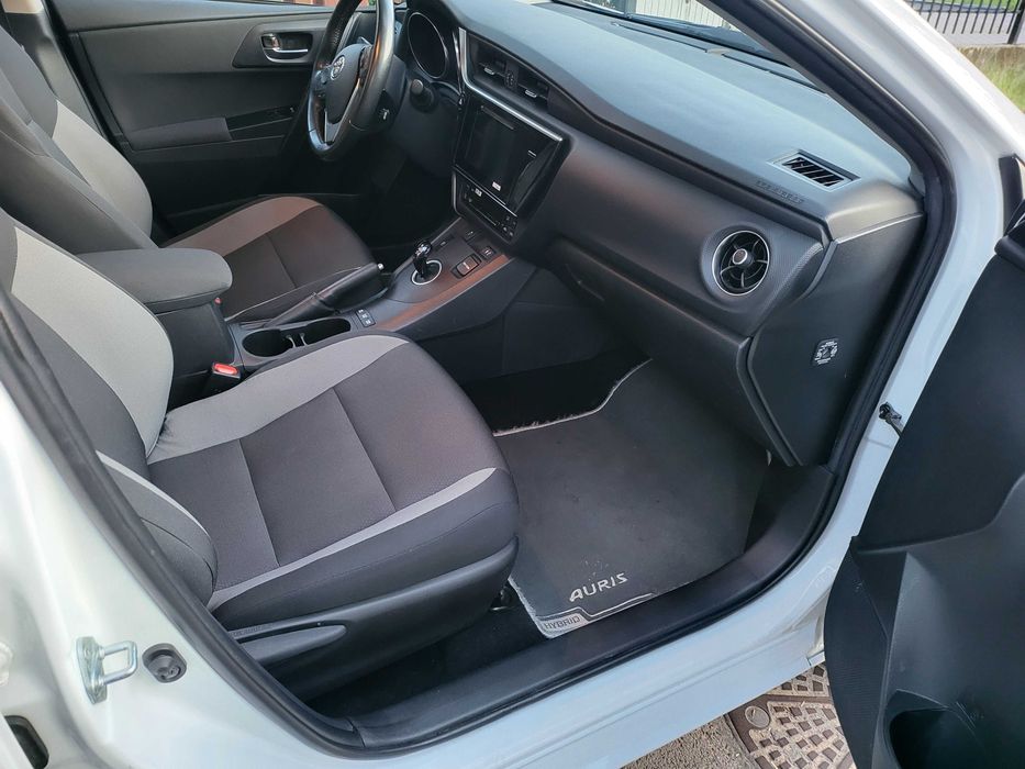 Toyota Auris Hybrid-Gas