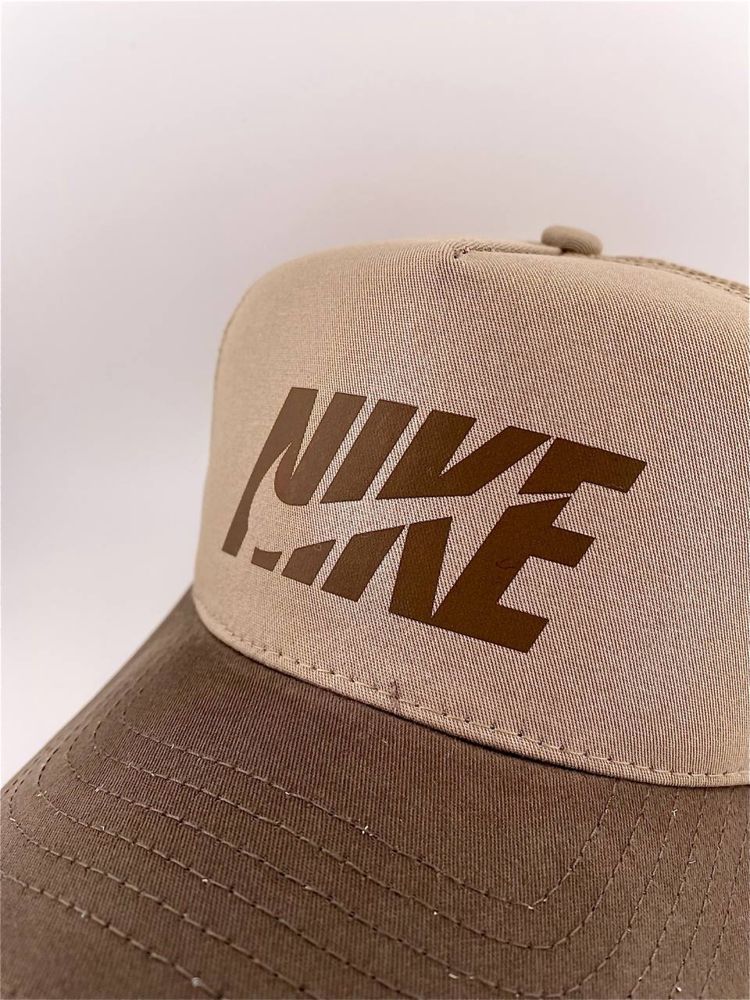 Бейсболка тракер NIKE летняя с сеткой