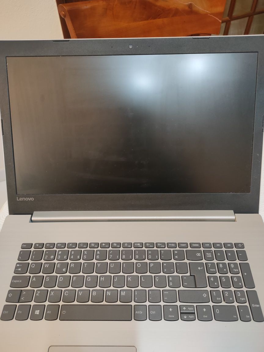 Lenovo IdeaPad 330-17IKB