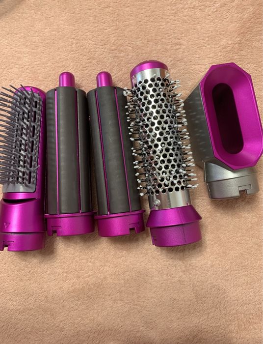 Продам новий фен дайсон