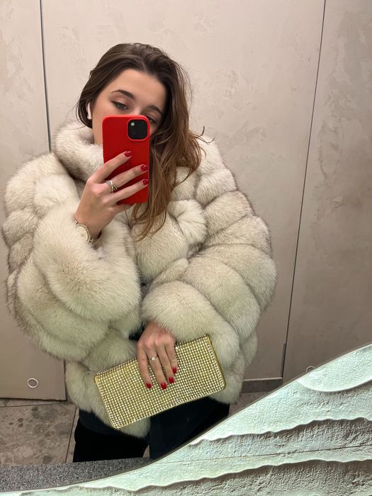Продам шубу натуральну. Срочно