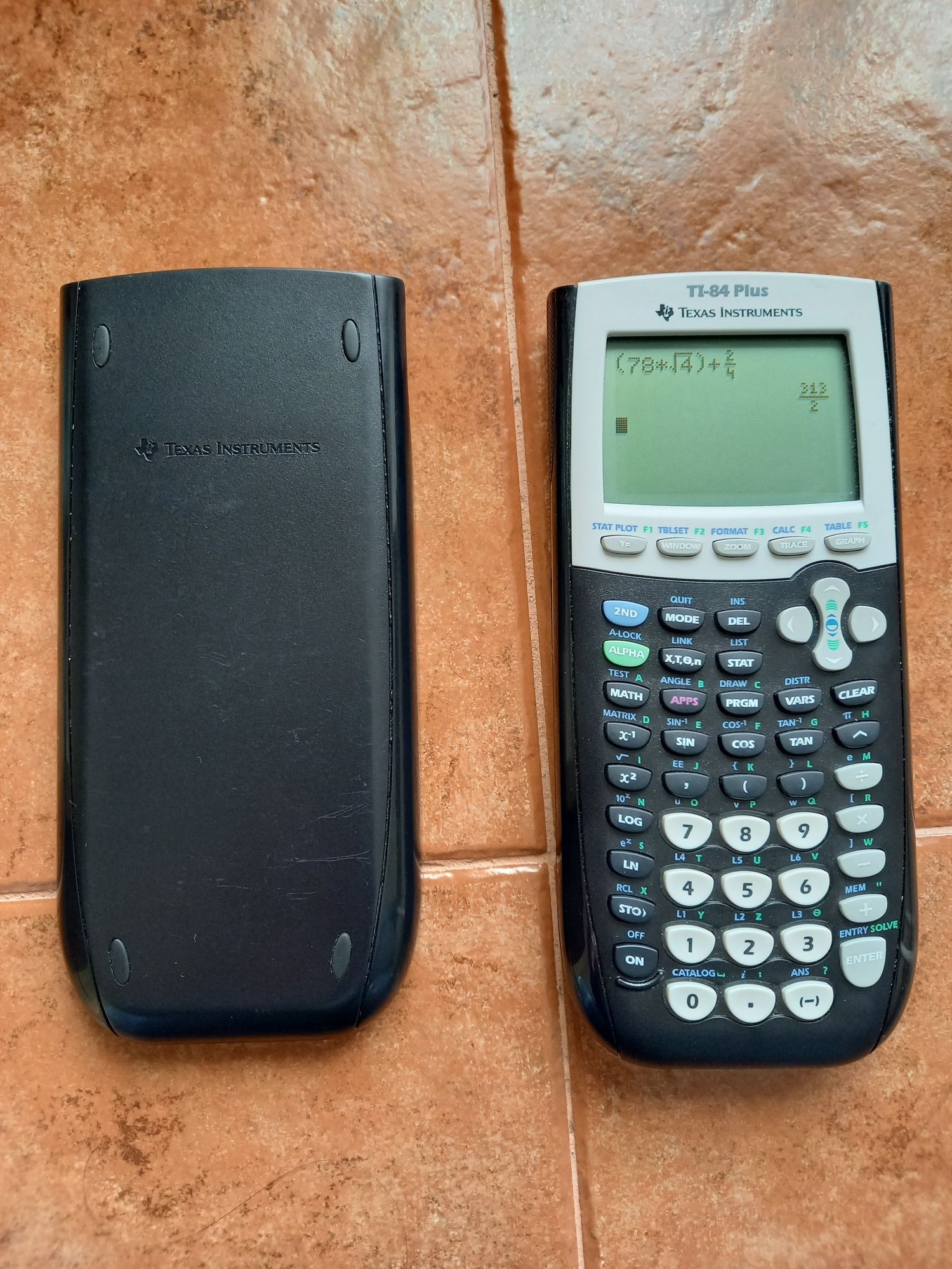 Calculadora gráfica Ti-84 plus Texas Instruments