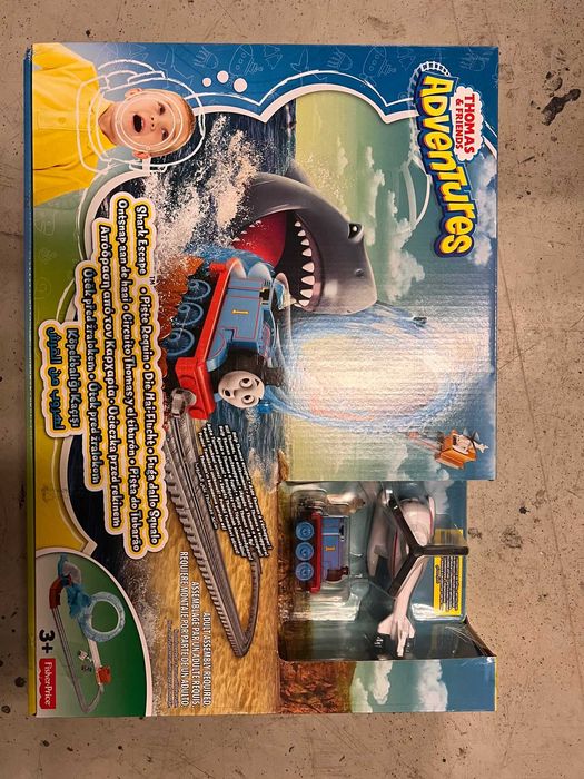 FISHER-PRICE Tomek i przyjaciele ucieczka przed rekinem DVT12
