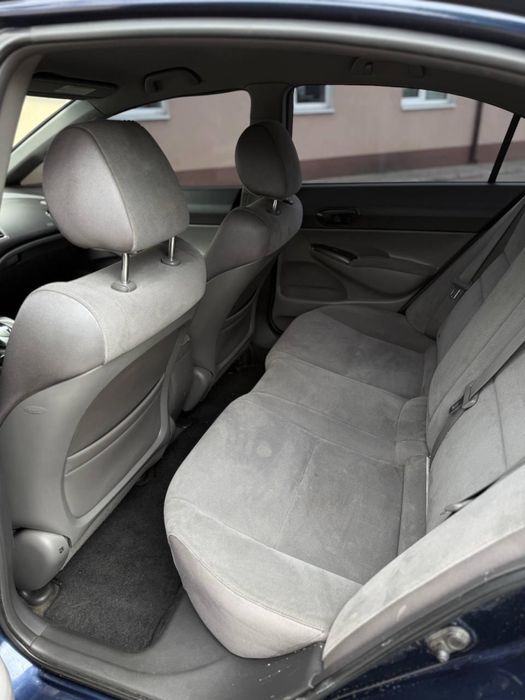 HONDA CIVIC 1.8 на автомате