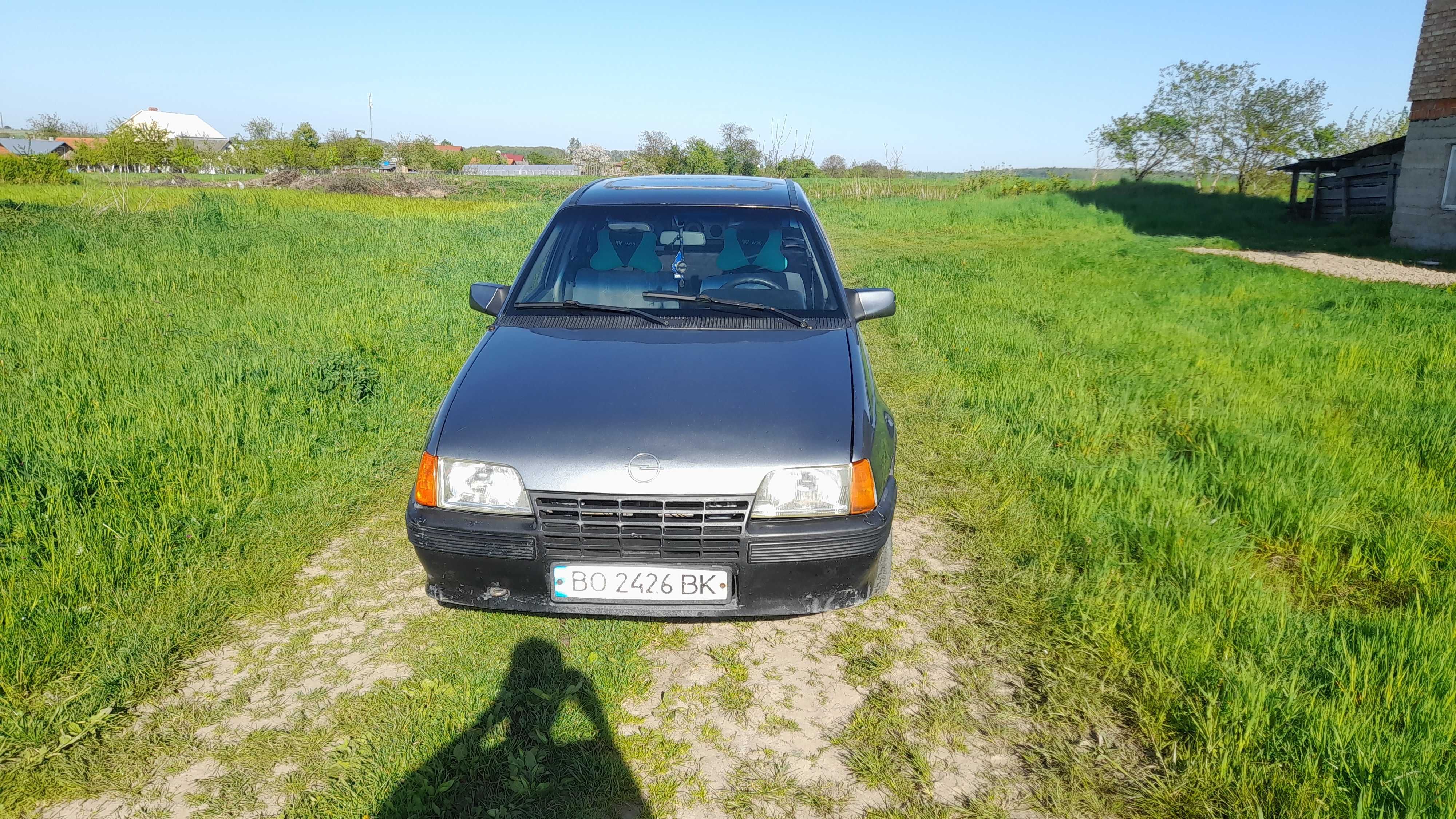 ТЕРМІНОВО!!! Opel Kadett 1987 в непоганому стані,на ходу