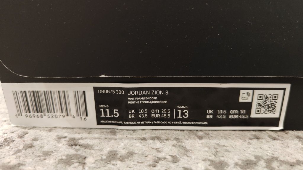 Buty Air Jordan Zion 3 rozm 45.5 29.5cm