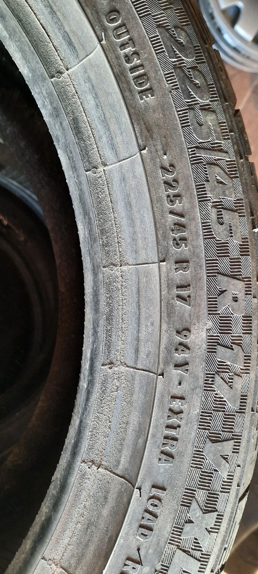 IDEALNA Opona pojedyncza letnia PERFORMANCE 225/45R17 Y XL