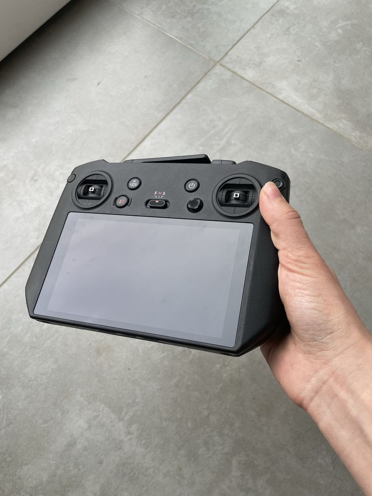 Новий пульт управління DJI RC Pro Enterprise RM510B