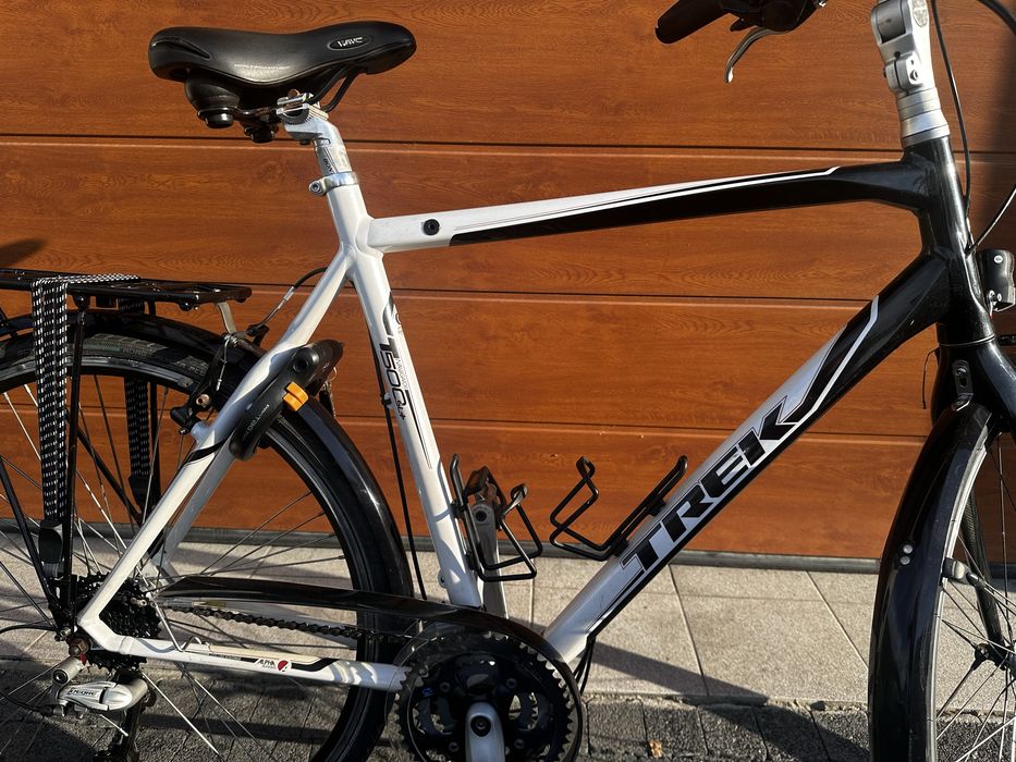 Rower trekkingowy Trek Navigator T500 SL+, rama 60,kola 28, 3x8 biegów