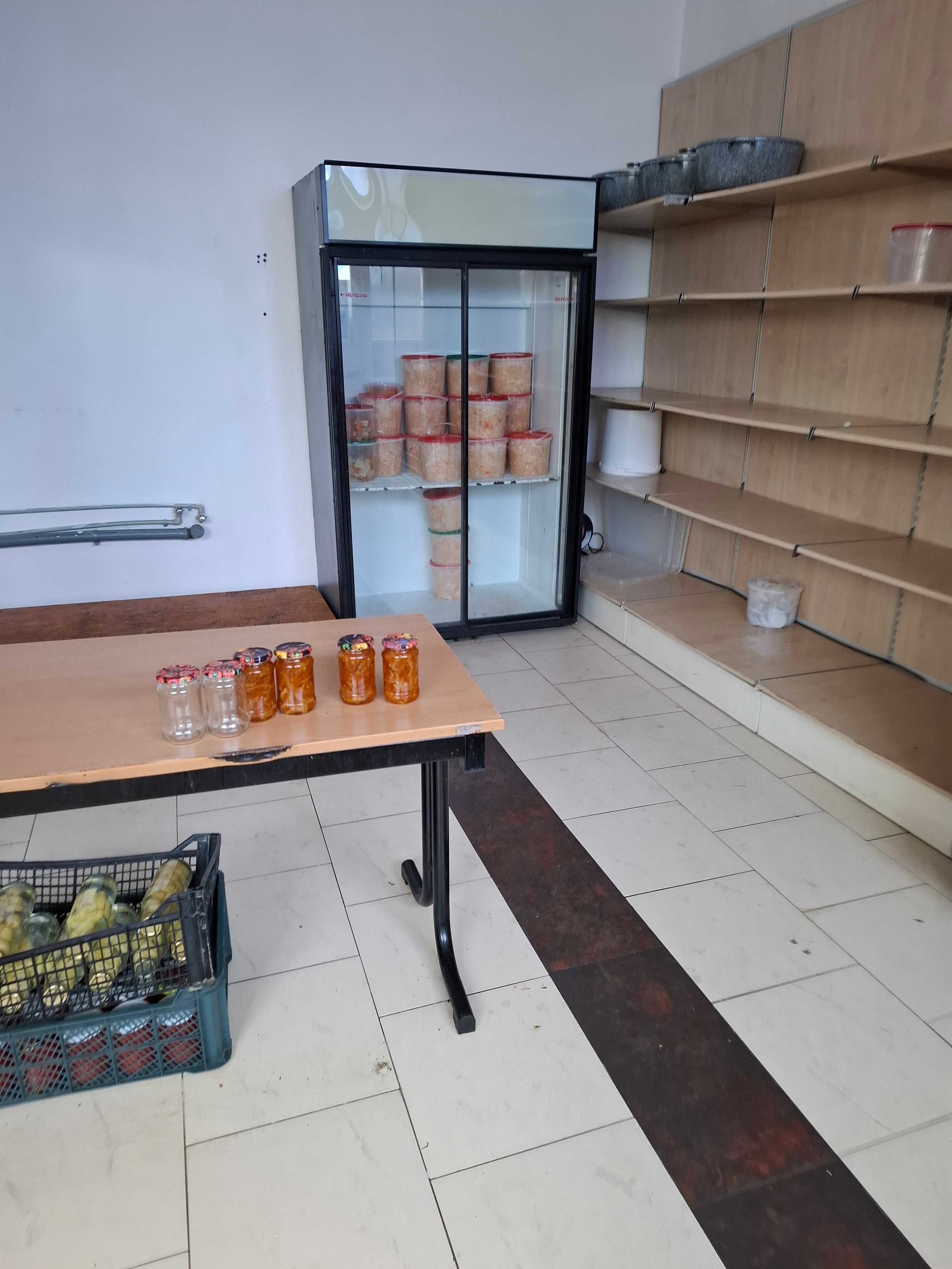 Wynajmę lokal pow.70m pod biuro,usługi,gastronomię przy trasie S-8