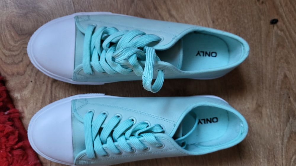 Obuwie obuwie obuwie