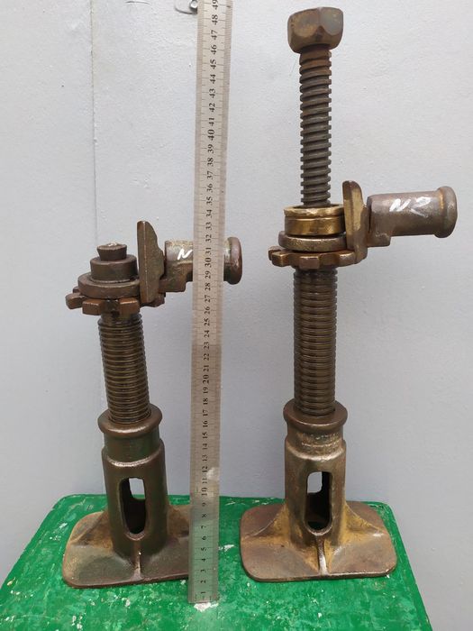 Домкрат УАЗ 2 ТН