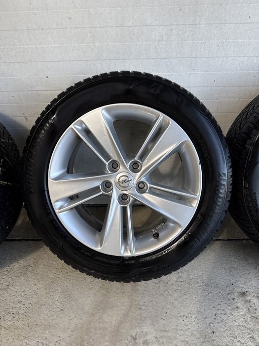 Alufelgi Opel insignia 17 cali 5x115 z oponami Bridgestone 225/55-17