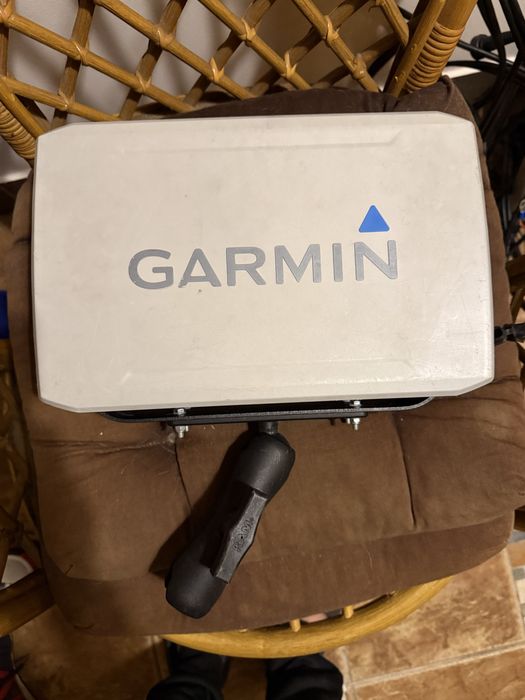 Garmin echomap Ultra 102sv z  GT54+ Panoptix LiveScope GLS 10 z LVS 32