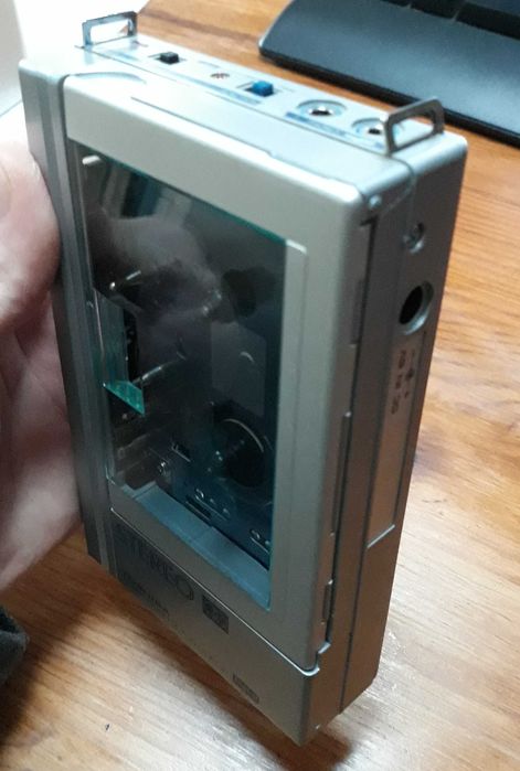 Walkman Toshiba KT-S1, 1983. A funcionar, c/pack rádio, cassetes Metal