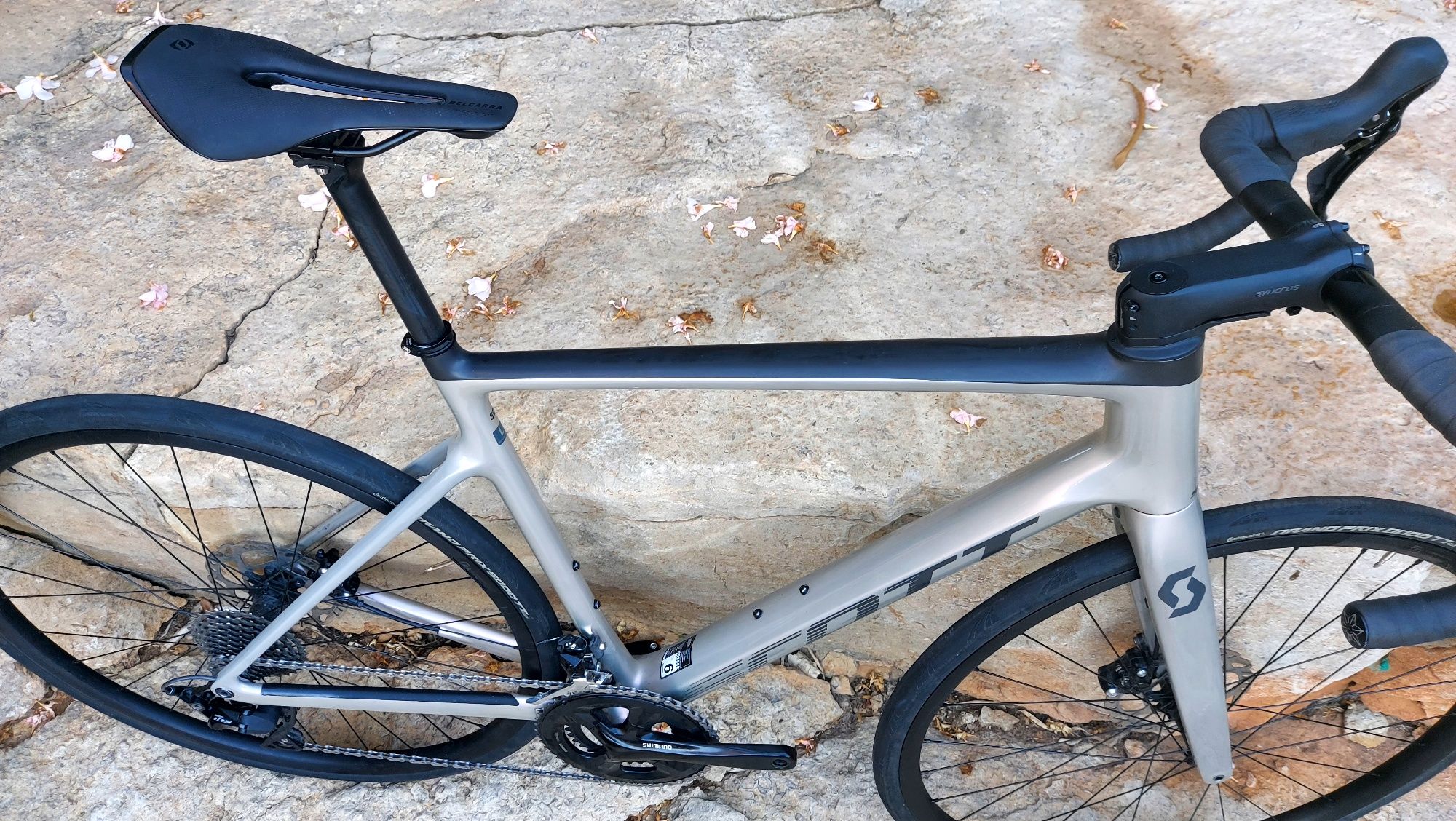 V...Scott Addict carbono T56