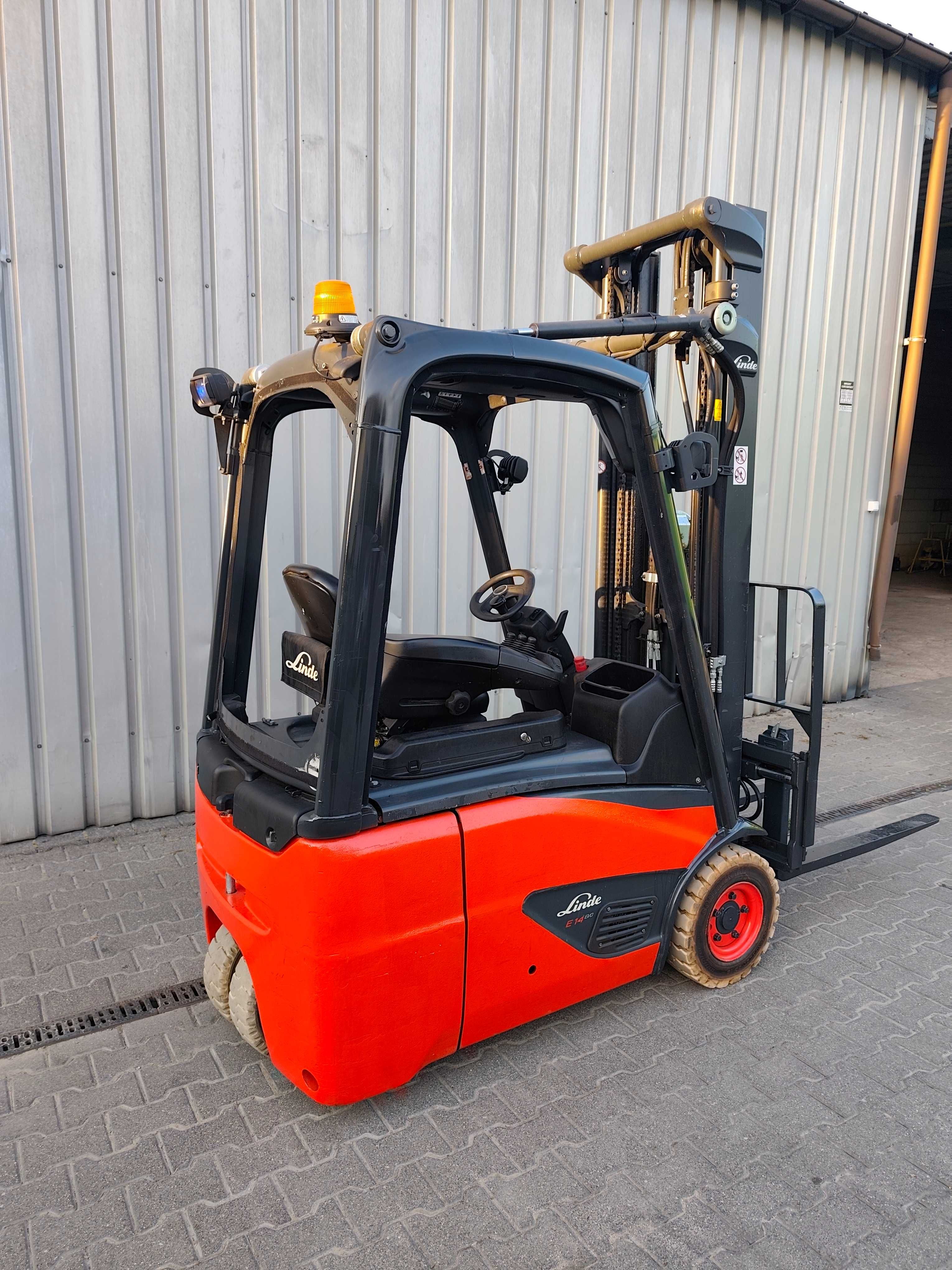 Linde E14 2017 rok stan bdb maszt 5.5m triplex