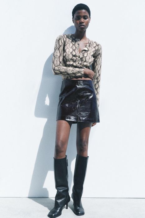 Стильний свитшот від  ZARA