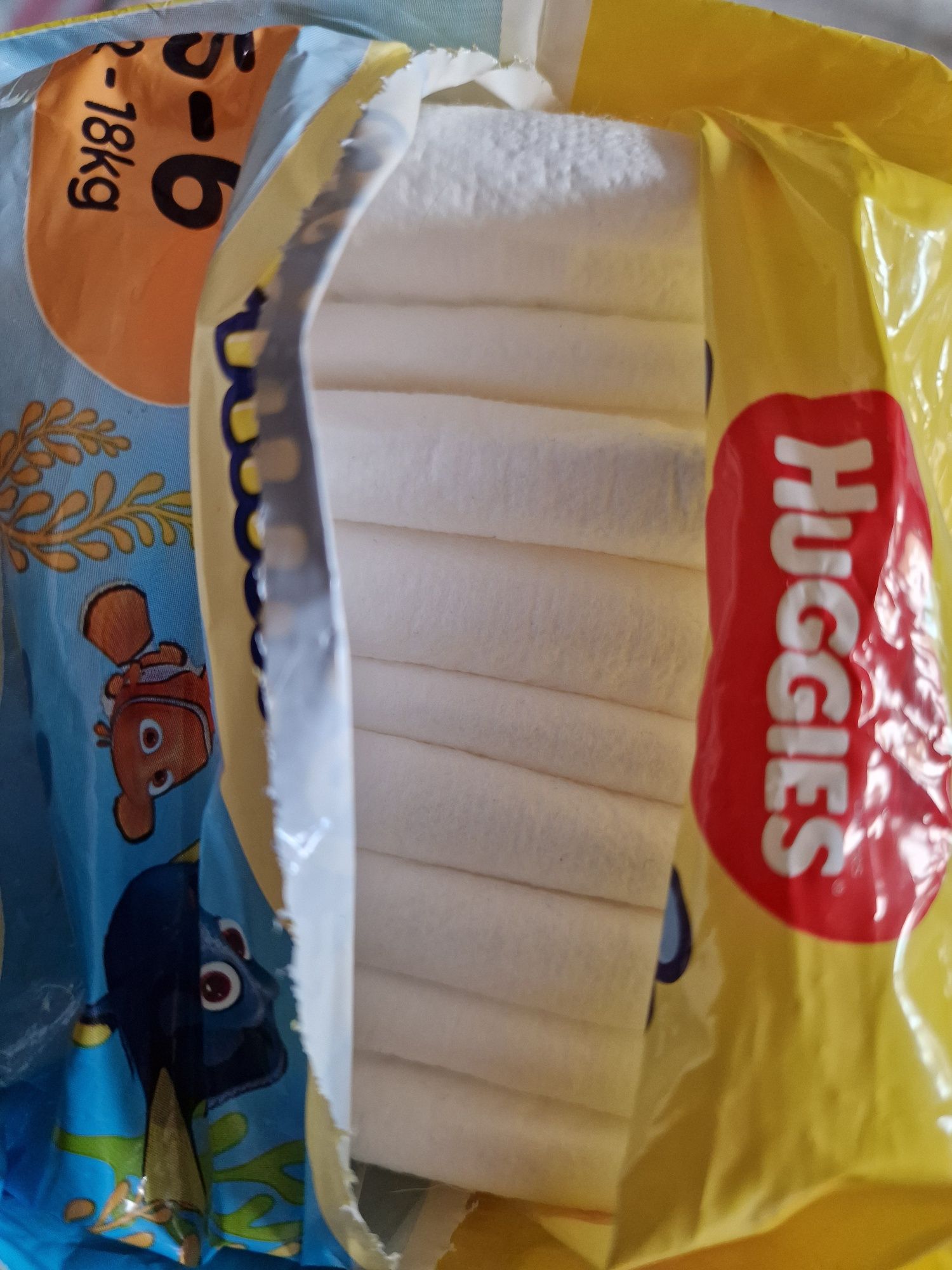 Huggies little swimmers 5-6, 11sztuk