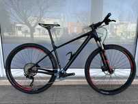 Bicicleta de BTT em Carbono 29