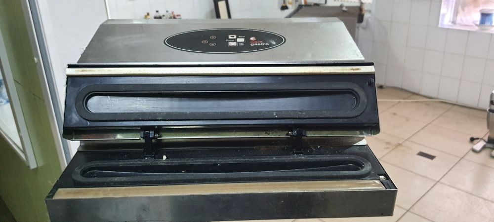 Вакууматор професійний ggm gastro