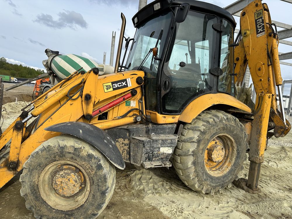 Продам екскаватор навантажувач Jcb 3cx