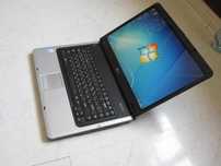 Продам рабочий ноутбук LG E510 батарея держит.