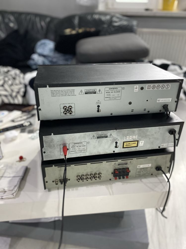 Amplituner onkyo TC-811
