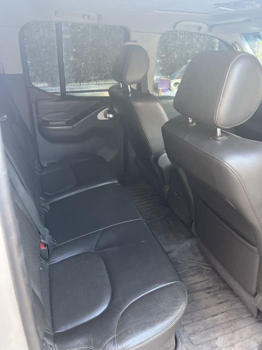 Nissan navara D40