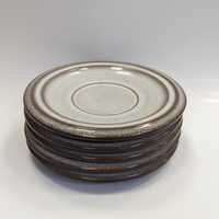 Zestaw pięciu ceramicznych rustykalnych talerzy Vintage