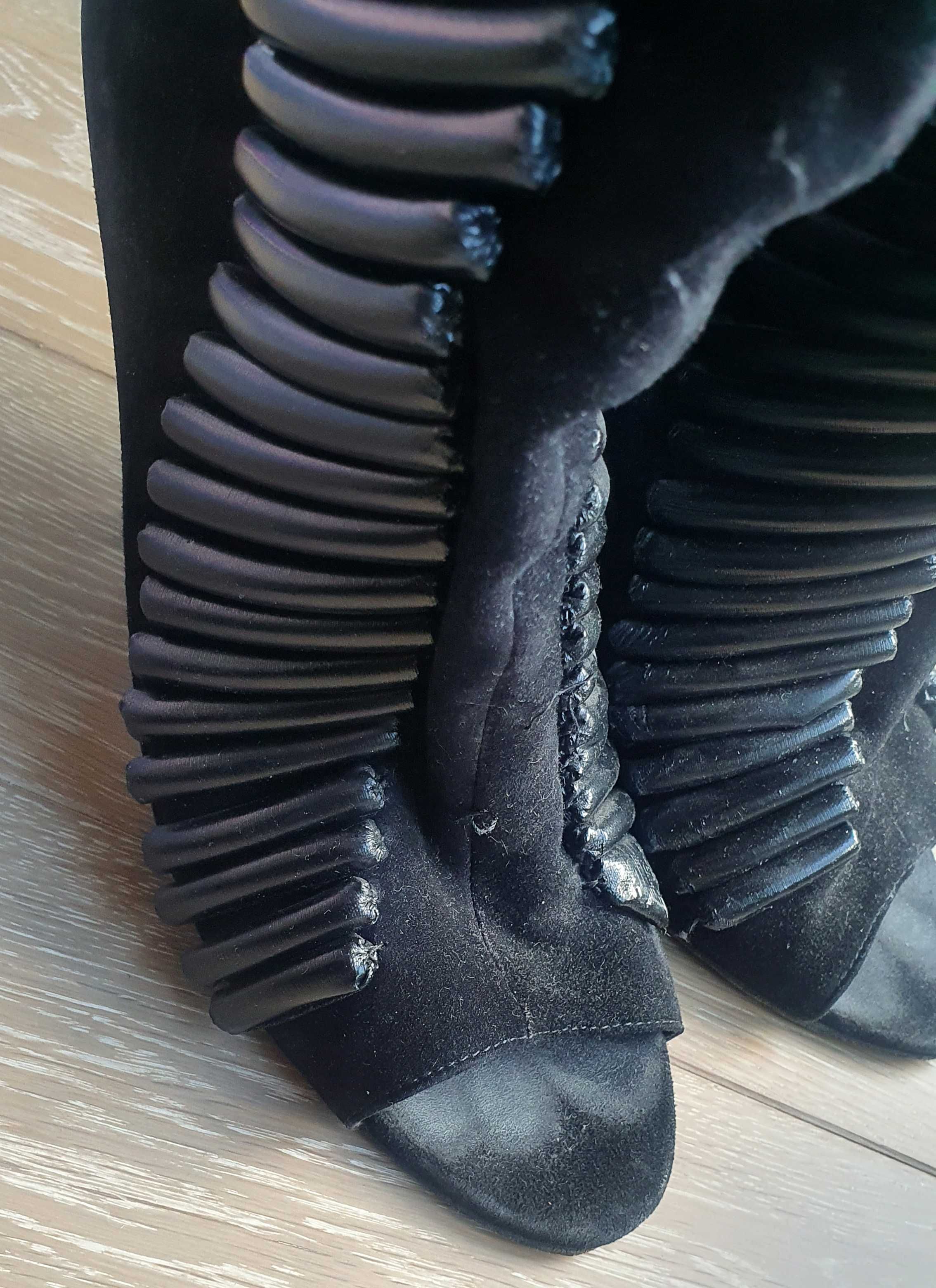 Buty z pokazu mody ETRO