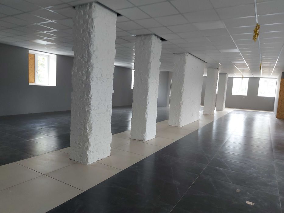 Сдам помещение в центре Чугуева, пл. 450 кв.м