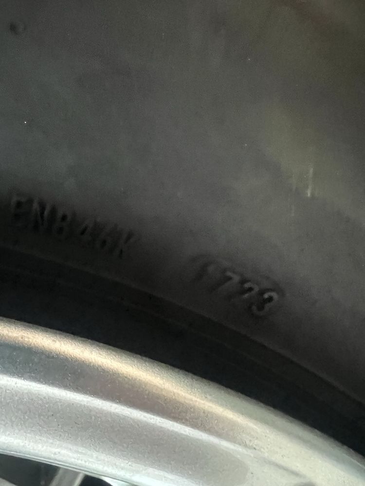 Jantes 17 bmw 5x112 com pneus quase novos