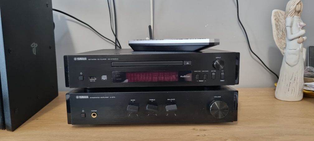 Yamaha MCR-670D Music Cast
