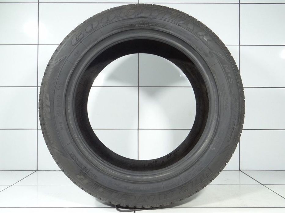 opony całoroczne 255/55r19 111v goodyear