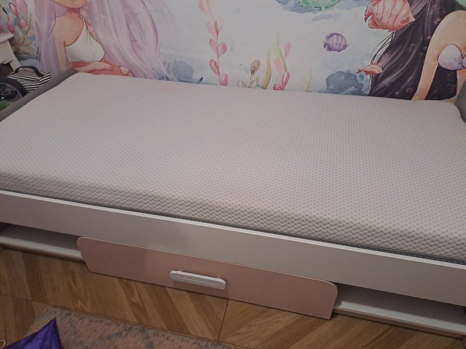 Meble dla dziewczynki jak nowe