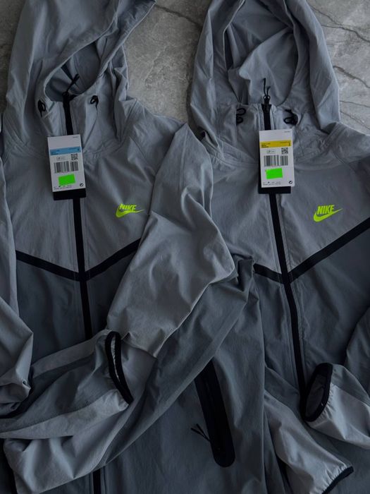 Кофта Nike Tech Woven оригінал ,розмір М