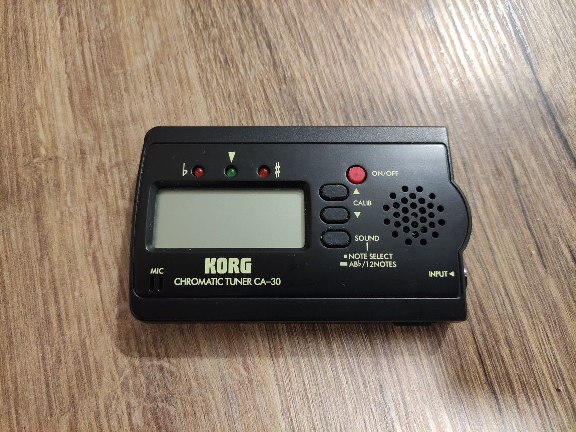 Tuner gitarowy chromatyczny KORG CA-30
