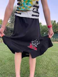 Customized black Skirt from T-shirt Camiseta cinza listrada exclusiva