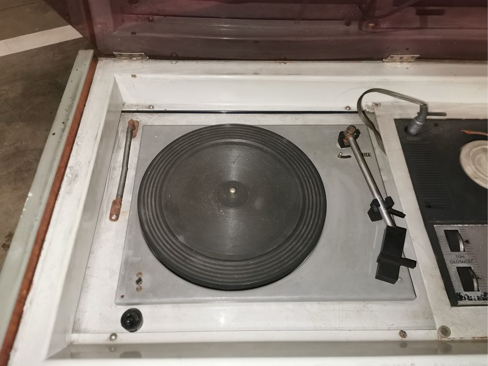 Radiola 100 W typ ZDZ 100/5 z 1972r