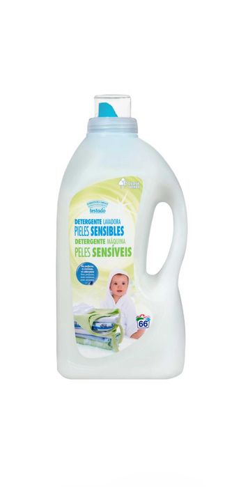 Płynny do prania dla skóry wrażliwej. 2L/66 Ubrania dziecięce
