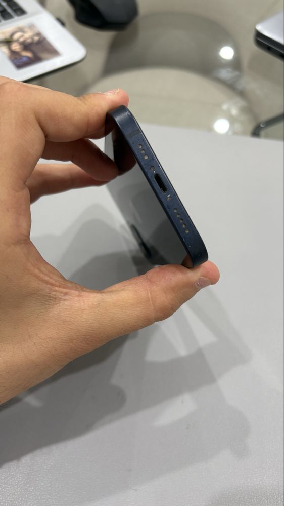 Vendo iphone 12 - 128 gb - preto
